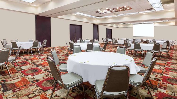 Days Inn Sherman Meeting