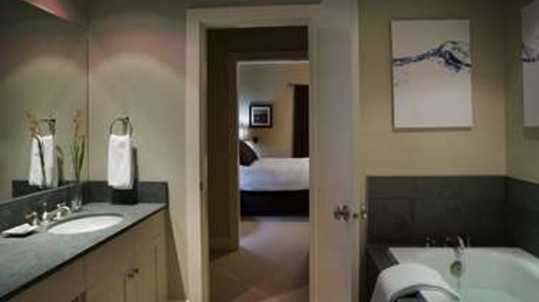 <b>The Outback Lakeside Vacation Homes Room</b>. Images powered by <a href="https://iceportal.shijigroup.com/" title="IcePortal" target="_blank">IcePortal</a>.