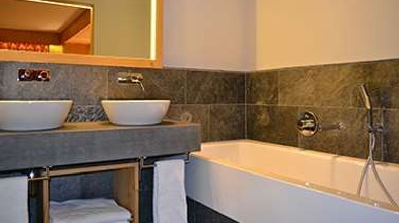 <b>Hotel Nendaz 4 Vallees Room</b>. Images powered by <a href="https://iceportal.shijigroup.com/" title="IcePortal" target="_blank">IcePortal</a>.
