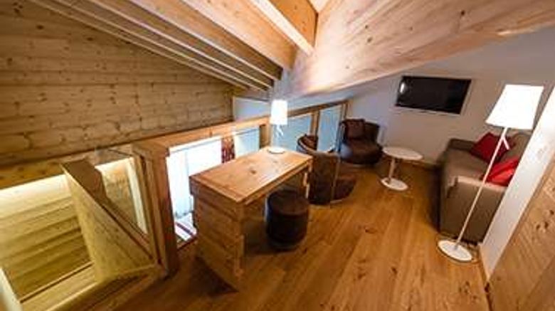 <b>Hotel Nendaz 4 Vallees Room</b>. Images powered by <a href="https://iceportal.shijigroup.com/" title="IcePortal" target="_blank">IcePortal</a>.