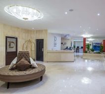 Hotel Dann Avenida 19 Lobby