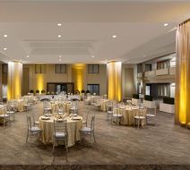 DoubleTree by Hilton Hotel Laurel Lobby