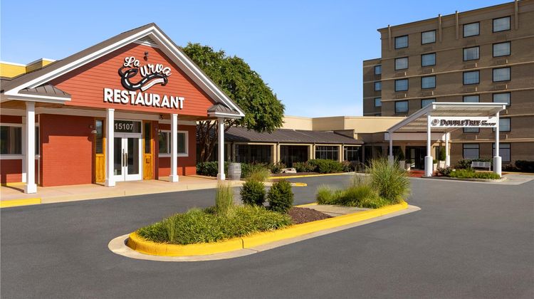 DoubleTree by Hilton Hotel Laurel Restaurant