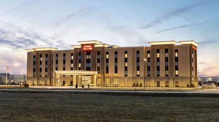 Hampton Inn & Suites Minooka Exterior