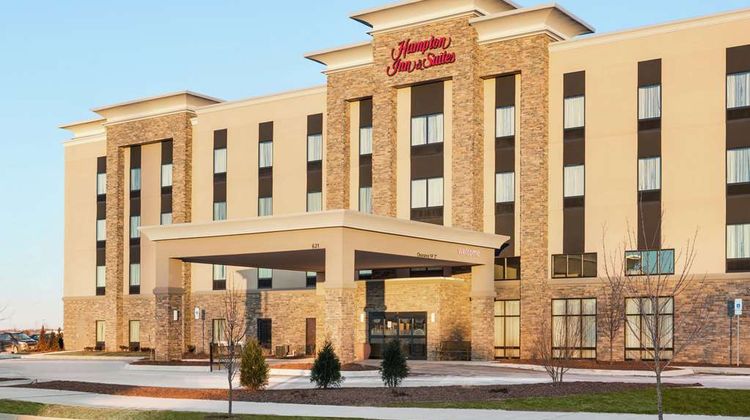Hampton Inn & Suites Minooka Exterior