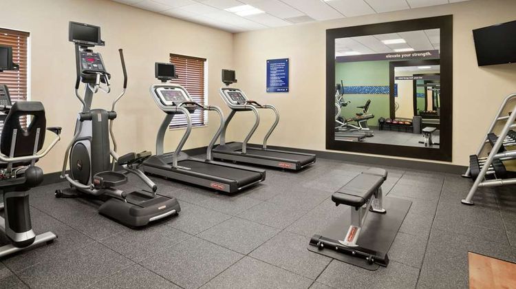 Hampton Inn & Suites Minooka Health