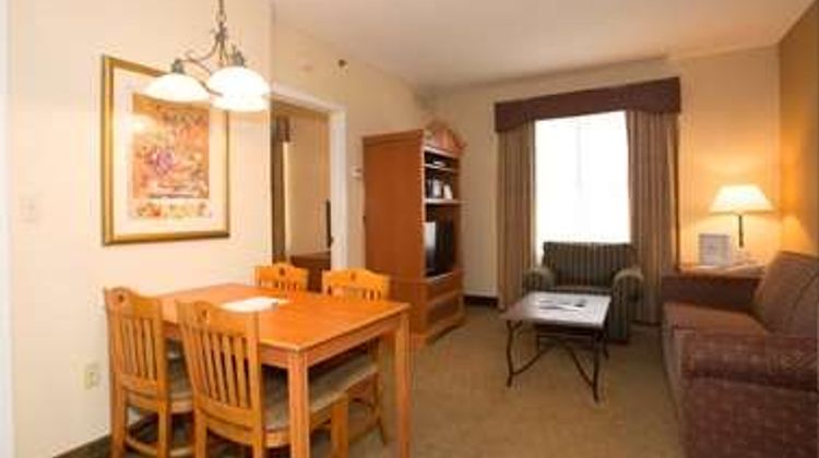 staySky Suites I-Drive Orlando Suite