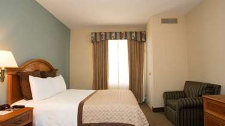staySky Suites I-Drive Orlando Suite