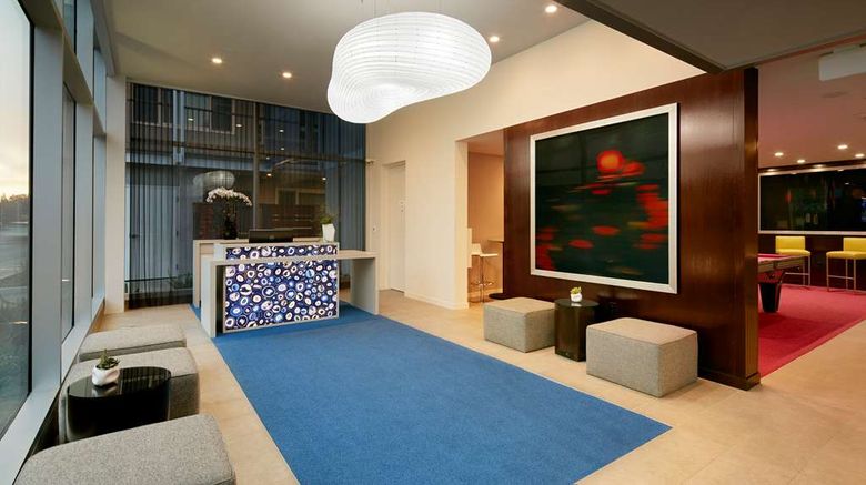 <b>Hotel Lucent Lobby</b>. Images powered by <a href="https://iceportal.shijigroup.com/" title="IcePortal" target="_blank">IcePortal</a>.