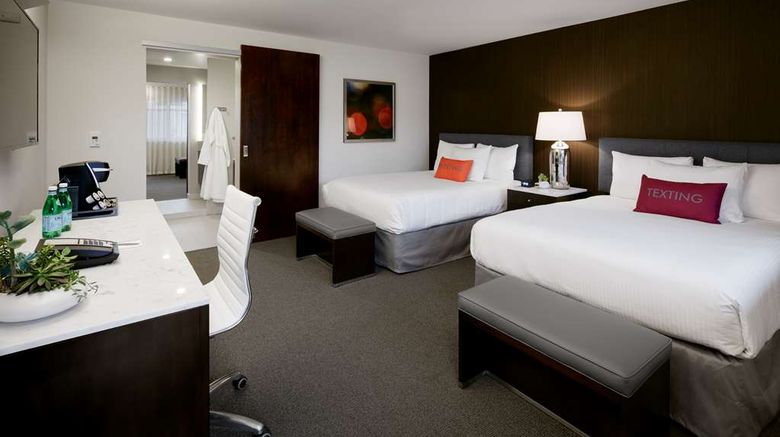<b>Hotel Lucent Room</b>. Images powered by <a href="https://iceportal.shijigroup.com/" title="IcePortal" target="_blank">IcePortal</a>.