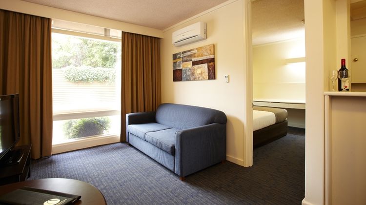 Mantra Meridien Adelaide Suite