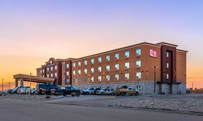 Best Western Plus Kindersley Hotel Exterior