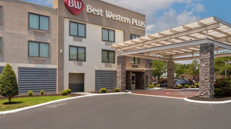 <b>Best Western Bowling Green Exterior</b>. Images powered by <a href="https://iceportal.shijigroup.com/" title="IcePortal" target="_blank">IcePortal</a>.