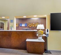 Best Western Plus Thornburg Inn & Suites Lobby
