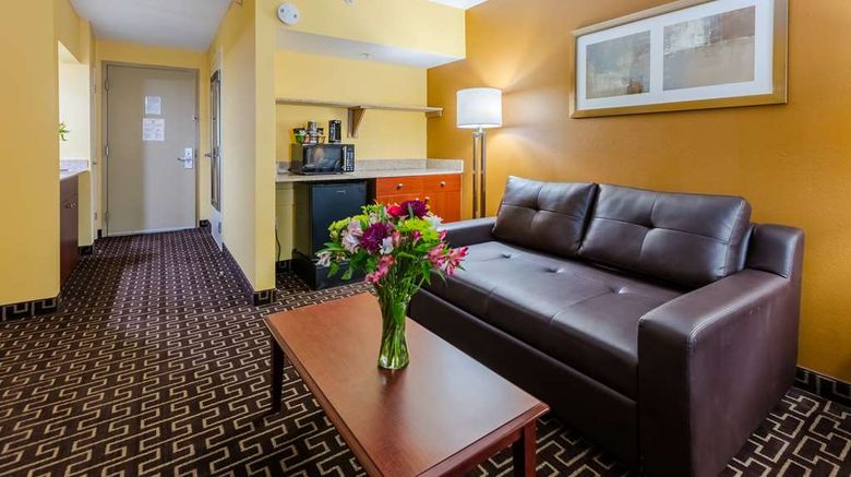 <b>Best Western Milton Inn Suite</b>. Images powered by <a href="https://iceportal.shijigroup.com/" title="IcePortal" target="_blank">IcePortal</a>.