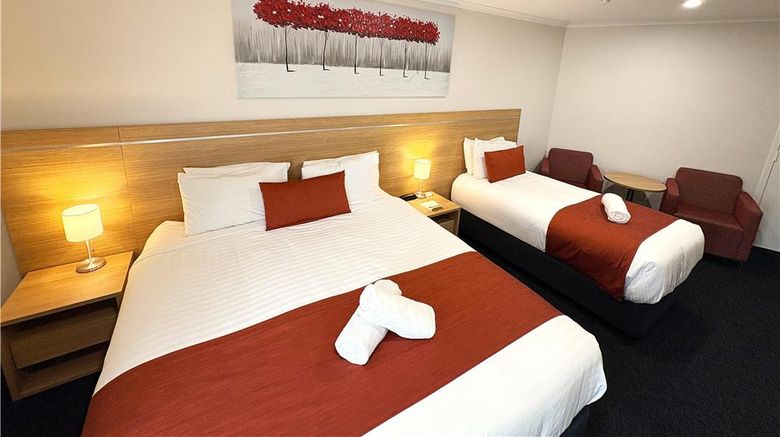 <b>Royal Coach Motor Inn Room</b>. Images powered by <a href="https://iceportal.shijigroup.com/" title="IcePortal" target="_blank">IcePortal</a>.