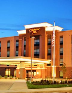 Hampton Inn by Hilton Lincoln Airport