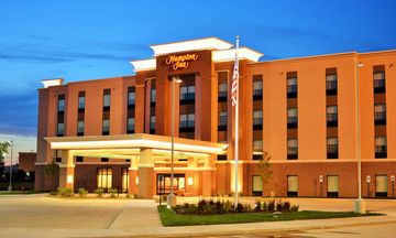 Hampton Inn by Hilton Lincoln Airport