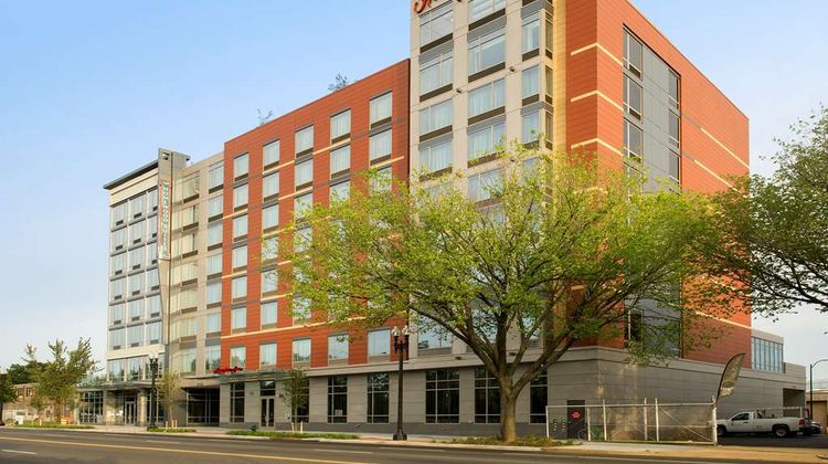 Hampton Inn NoMa Union Station Exterior