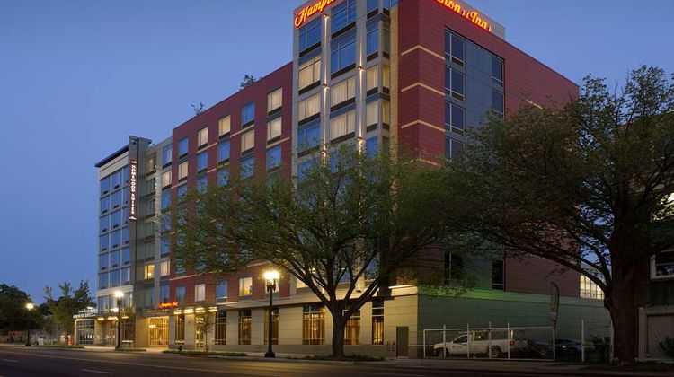 Hampton Inn NoMa Union Station Exterior