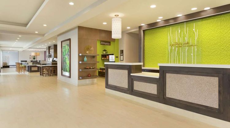 Hilton Garden Inn Pittsburgh Arpt South Lobby
