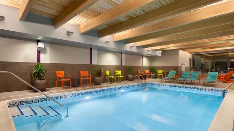 Home2 Suites by Hilton Champaign/Urbana Pool