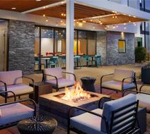 Home2 Suites by Hilton Champaign/Urbana Exterior