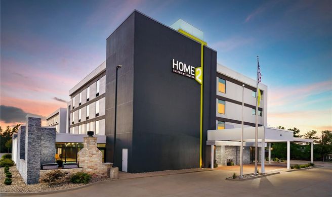 Home2 Suites by Hilton Champaign/Urbana Exterior