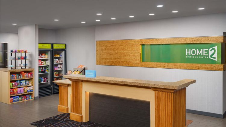 Home2 Suites by Hilton Champaign/Urbana Lobby