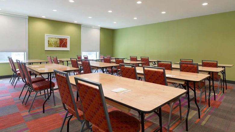 <b>Home2 Suites Oklahoma City/Quail Springs Meeting</b>. Images powered by <a href="https://iceportal.shijigroup.com/" title="IcePortal" target="_blank">IcePortal</a>.