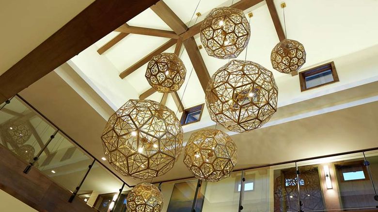 <b>Hilton Garden Inn San Diego Old Town Lobby</b>. Images powered by <a href="https://iceportal.shijigroup.com/" title="IcePortal" target="_blank">IcePortal</a>.