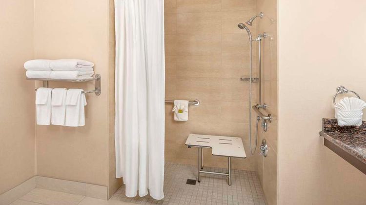 DoubleTree by Hilton San Bernardino Room