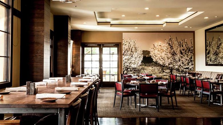 <b>Juniper Hotel Cupertino,Curio Collection Restaurant</b>. Images powered by <a href="https://iceportal.shijigroup.com/" title="IcePortal" target="_blank">IcePortal</a>.