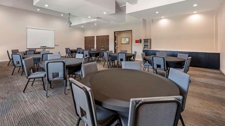<b>Best Western Plus Pflugerville Inn Meeting</b>. Images powered by <a href="https://iceportal.shijigroup.com/" title="IcePortal" target="_blank">IcePortal</a>.