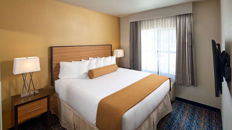 <b>Red Lion Inn & Suites Polson Suite</b>. Images powered by <a href="https://iceportal.shijigroup.com/" title="IcePortal" target="_blank">IcePortal</a>.