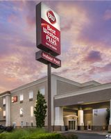 Best Western Plus Eastgate Inn & Suites
