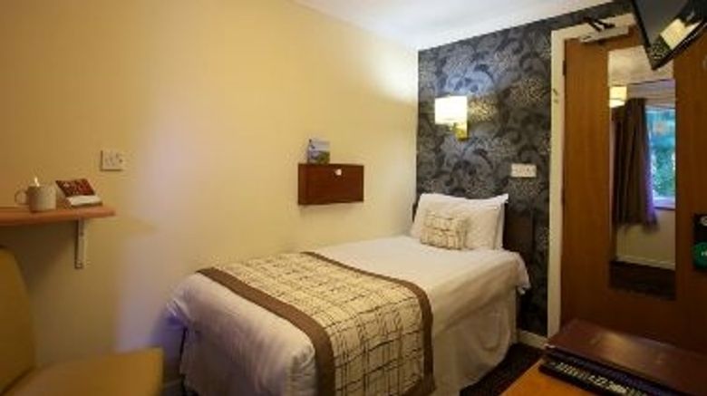 <b>Dunollie Hotel Room</b>. Images powered by <a href="https://iceportal.shijigroup.com/" title="IcePortal" target="_blank">IcePortal</a>.