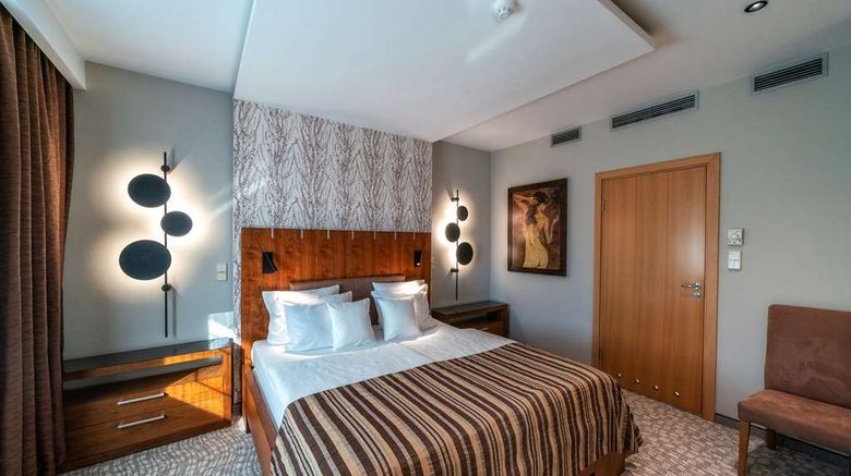 <b>Hotel HP Park Plaza Suite</b>. Images powered by <a href="https://iceportal.shijigroup.com/" title="IcePortal" target="_blank">IcePortal</a>.
