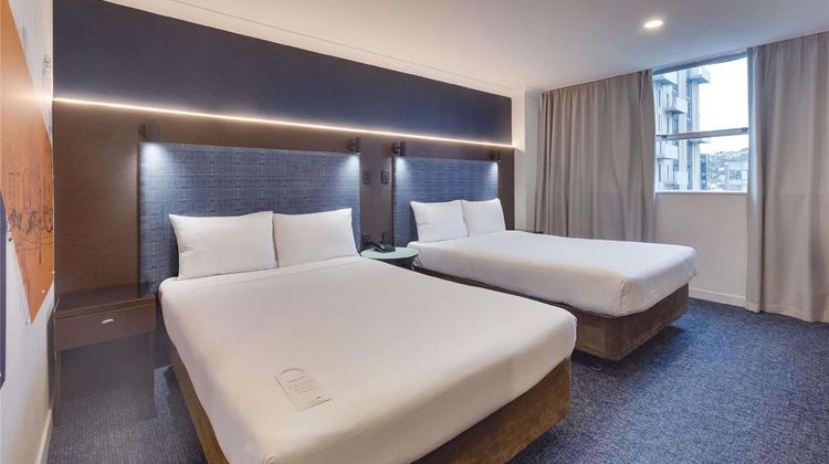 Mercure Wellington Abel Tasman Hotel Room