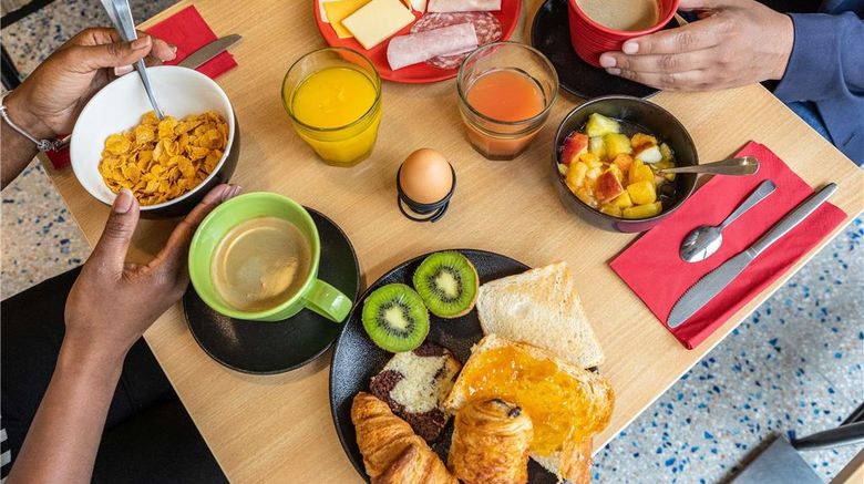 <b>Ibis Styles Paris Mairie de Montreuil Restaurant</b>. Images powered by <a href="https://iceportal.shijigroup.com/" title="IcePortal" target="_blank">IcePortal</a>.