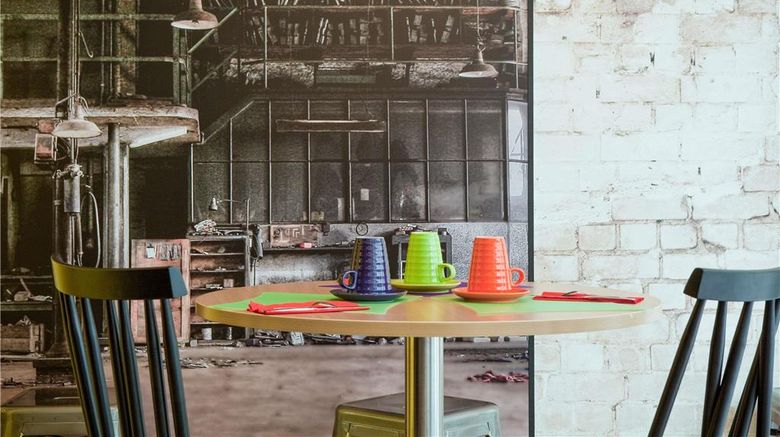<b>Ibis Styles Paris Mairie de Montreuil Restaurant</b>. Images powered by <a href="https://iceportal.shijigroup.com/" title="IcePortal" target="_blank">IcePortal</a>.