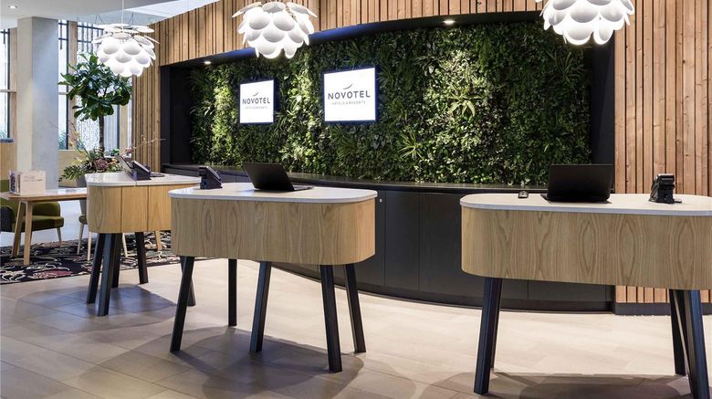 <b>Novotel Amsterdam Schiphol Airport Restaurant</b>. Images powered by <a href="https://iceportal.shijigroup.com/" title="IcePortal" target="_blank">IcePortal</a>.