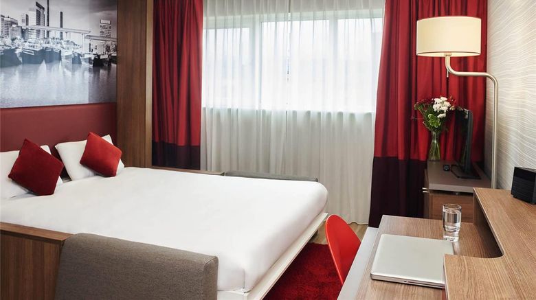 <b>Aparthotel Adagio Birmingham City Centre Room</b>. Images powered by <a href="https://iceportal.shijigroup.com/" title="IcePortal" target="_blank">IcePortal</a>.