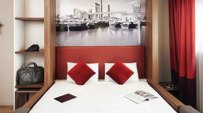 <b>Aparthotel Adagio Birmingham City Centre Room</b>. Images powered by <a href="https://iceportal.shijigroup.com/" title="IcePortal" target="_blank">IcePortal</a>.