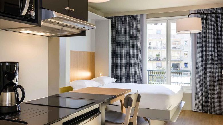 <b>Aparthotel Adagio Access la Defense Room</b>. Images powered by <a href="https://iceportal.shijigroup.com/" title="IcePortal" target="_blank">IcePortal</a>.