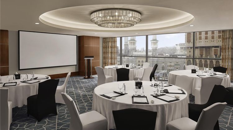 Conrad Jabal Omar Makkah Meeting