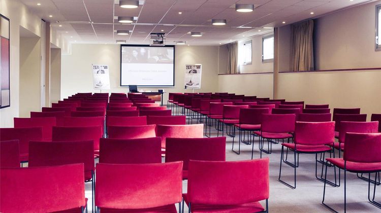 Mercure Maurepas Saint Quentin Meeting