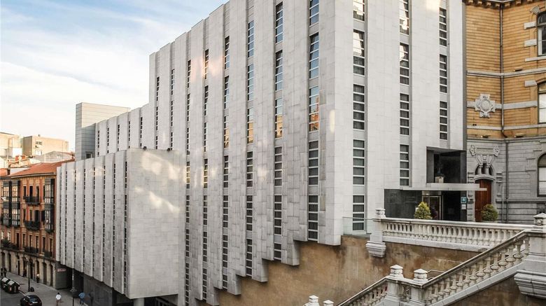 <b>Mercure Bilbao Jardines de Albia Exterior</b>. Images powered by <a href="https://iceportal.shijigroup.com/" title="IcePortal" target="_blank">IcePortal</a>.