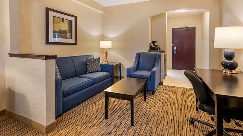 <b>Best Western New Albany Room</b>. Images powered by <a href="https://iceportal.shijigroup.com/" title="IcePortal" target="_blank">IcePortal</a>.