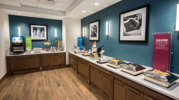 Hampton Inn Albany-Western Ave/Universit Restaurant